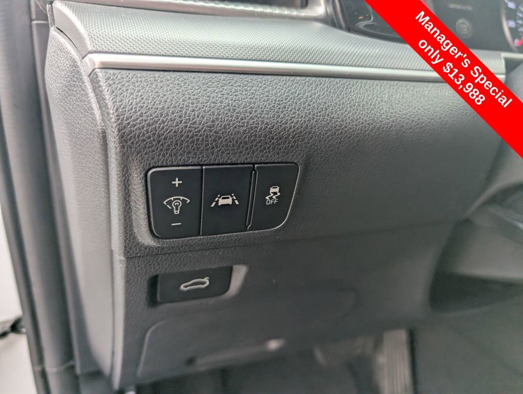 Used 2022 Kia K5 LXS image 16