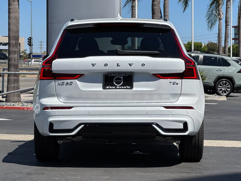 New 2026 Volvo XC60 T8 Plus w/ Protection Package Premier AWD/4WD image 4