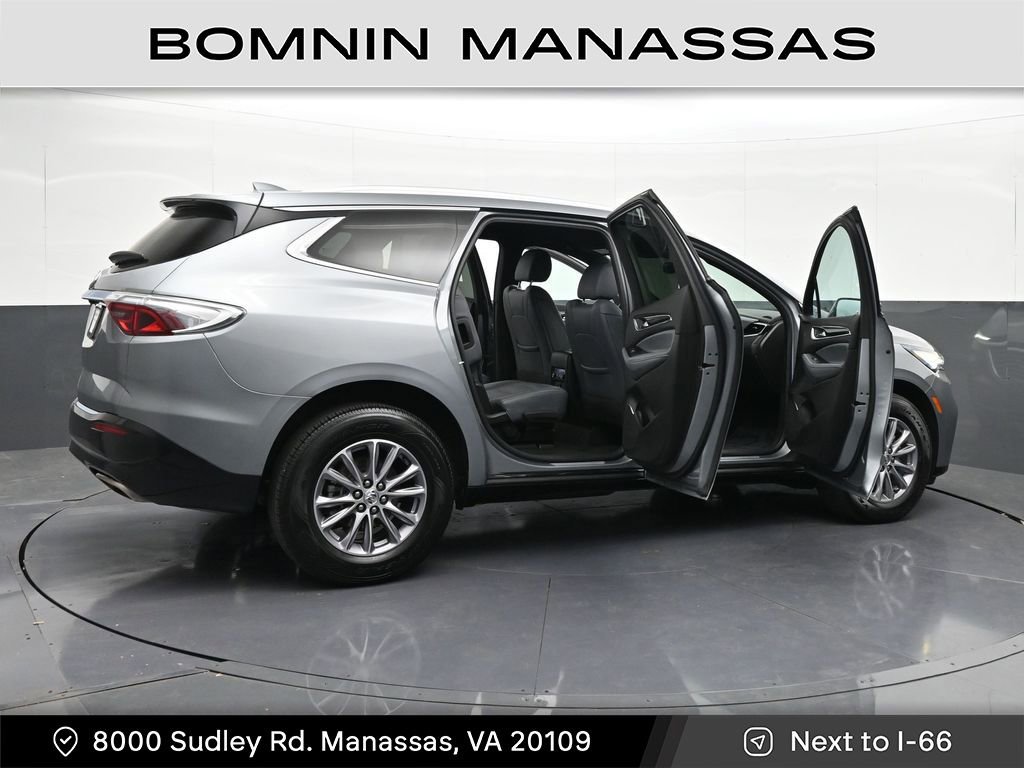Used 2023 Buick Enclave Essence image 39