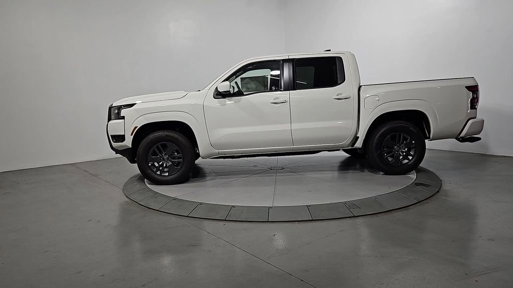 New 2026 Nissan Frontier SV w/ Tow Package AWD/4WD image 2