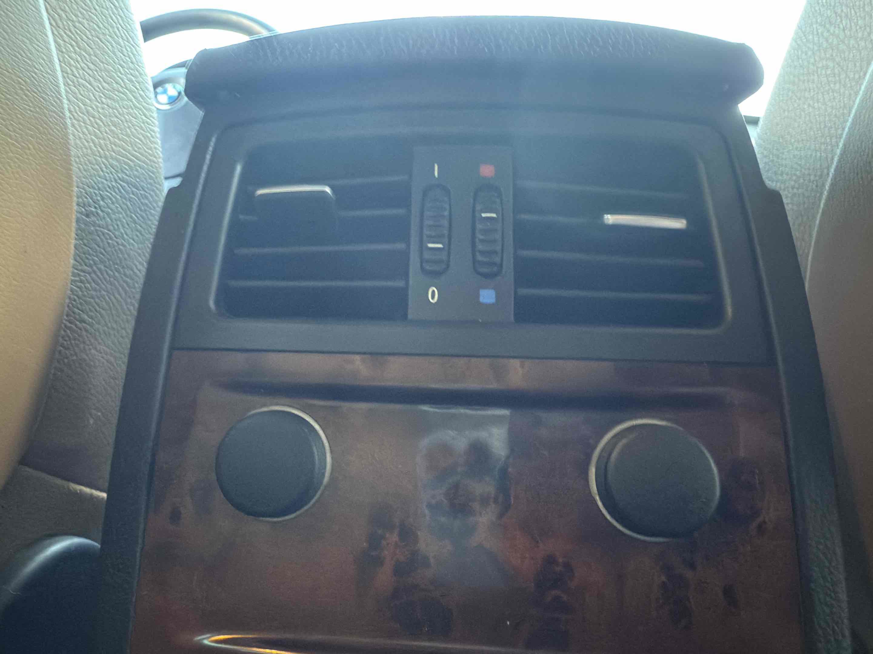 Used 2008 BMW 535xi Wagon w/ Premium Pkg image 64