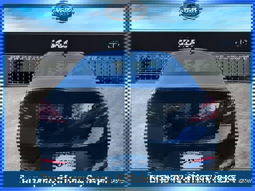 Used 2024 Genesis G70 3.3T Advanced w/ Sport Prestige Package image 4