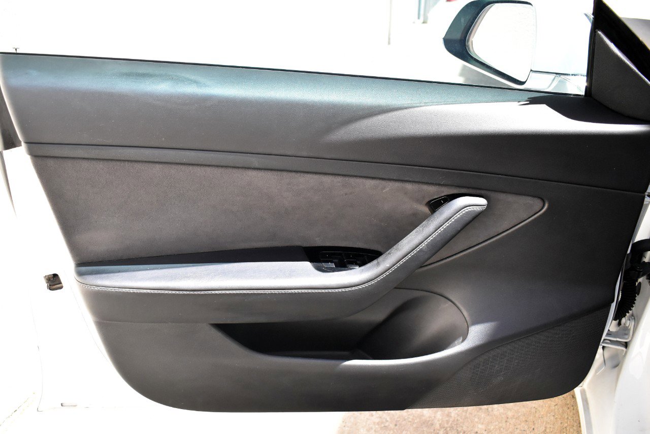 Used 2023 Tesla Model 3 Standard Range RWD image 17
