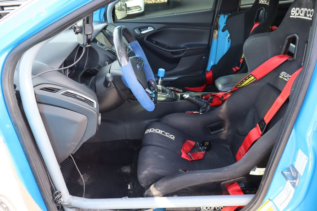 Used 2016 Ford Focus RS AWD/4WD image 3