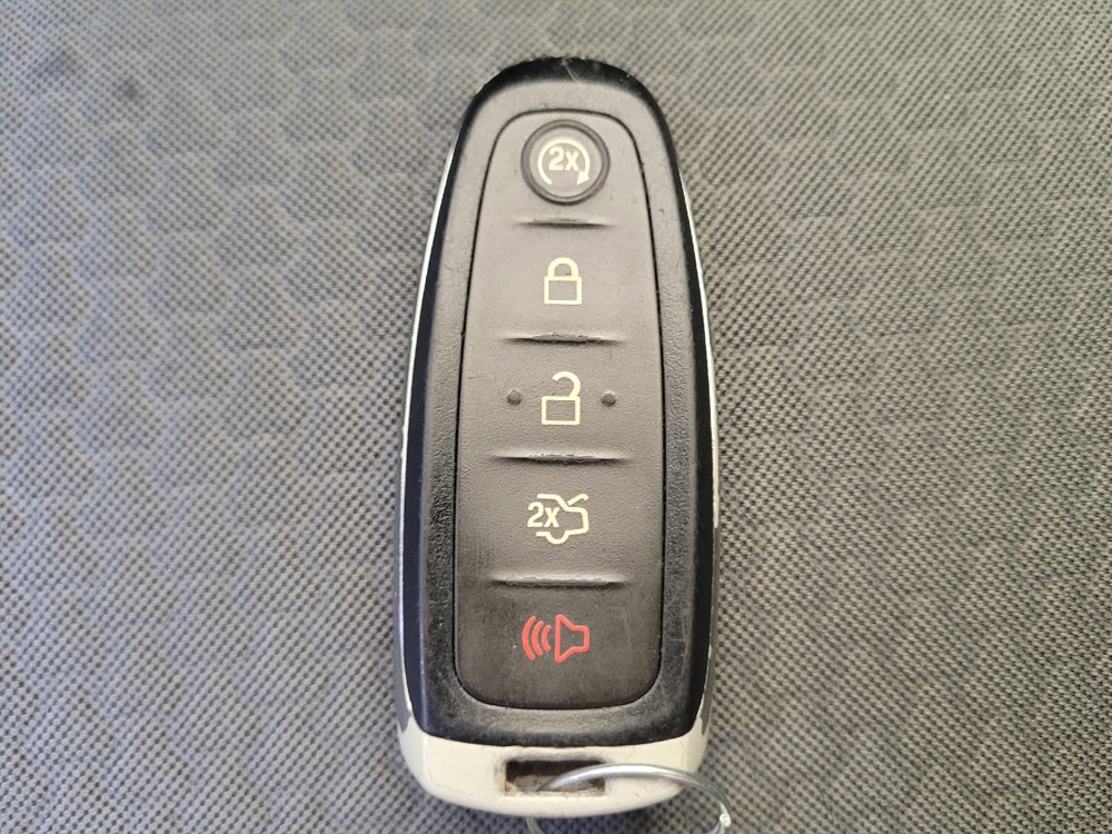 Used 2019 Ford Escape SE FWD image 32