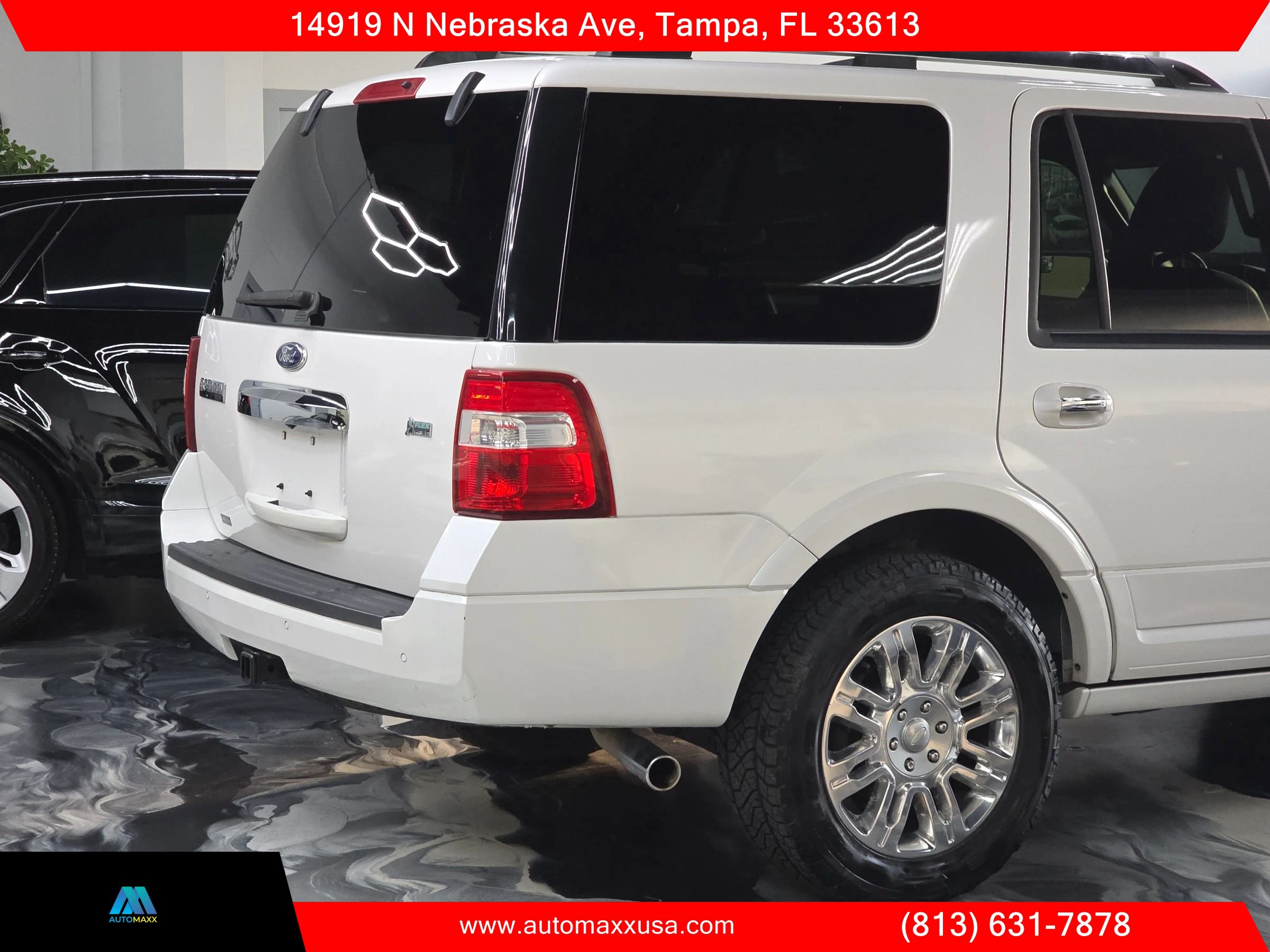 Used 2013 Ford Expedition Limited RWD image 10