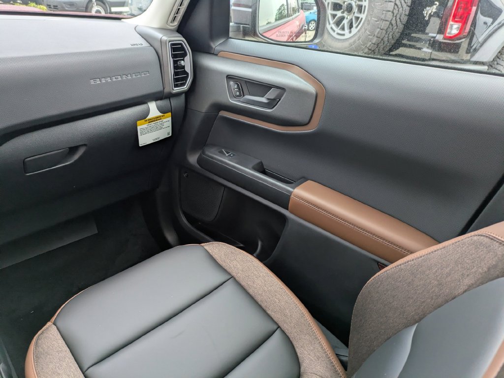 New 2026 Ford Bronco Sport Outer Banks w/ Outer Banks Tech Package+ AWD/4WD image 16