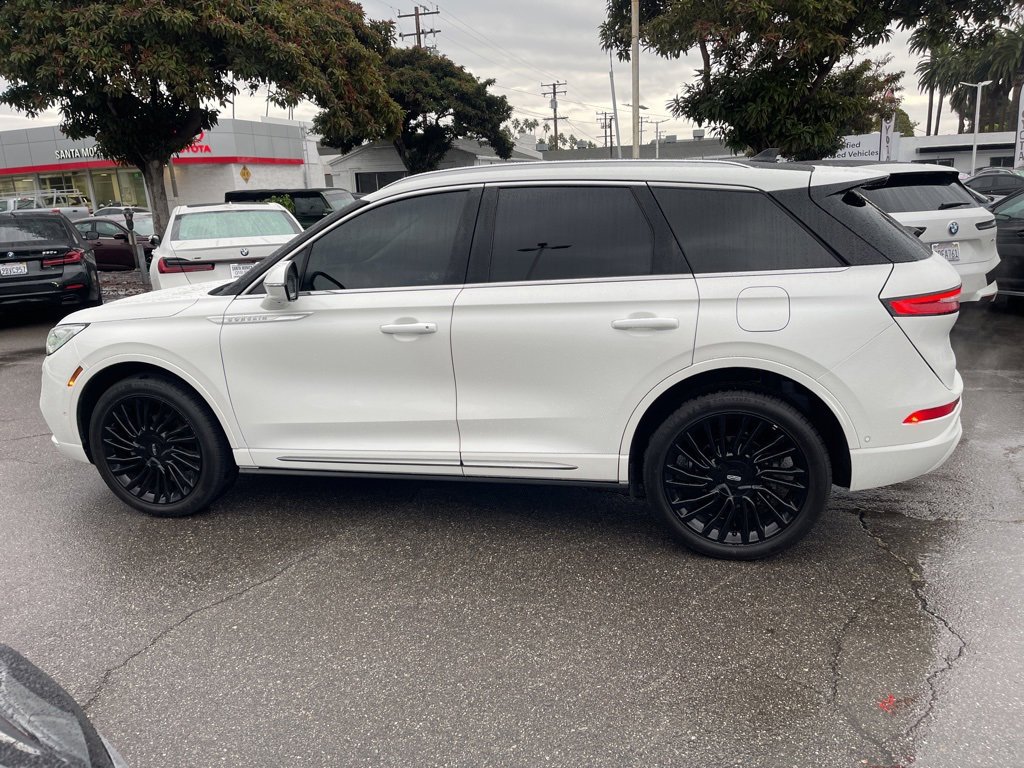 Used 2021 Lincoln Corsair Reserve w/ Equipment Group 201A image 12