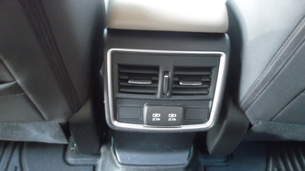 Used 2021 Subaru Forester Premium image 8