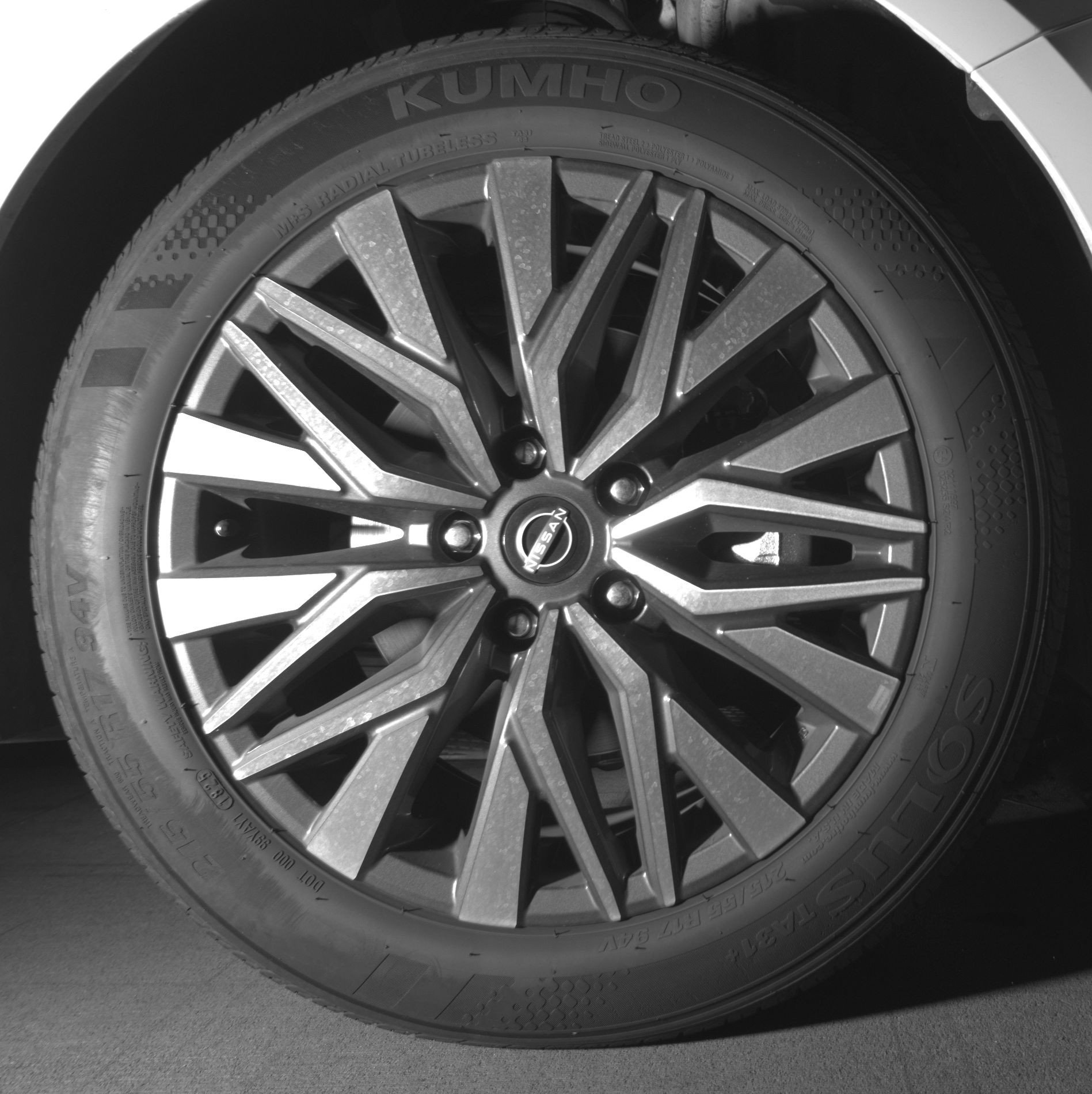 Used 2025 Nissan Altima 2.5 SV image 13