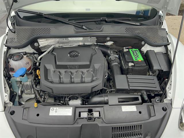 Used 2019 Volkswagen Beetle 2.0T SE w/ SE Premium Package image 10