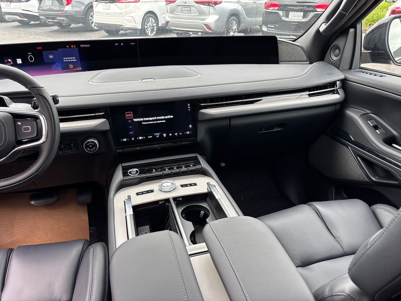 New 2027 Lincoln Navigator Reserve w/ Jet Appearance Package AWD/4WD image 31