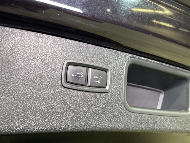 Used 2018 Porsche Macan image 21