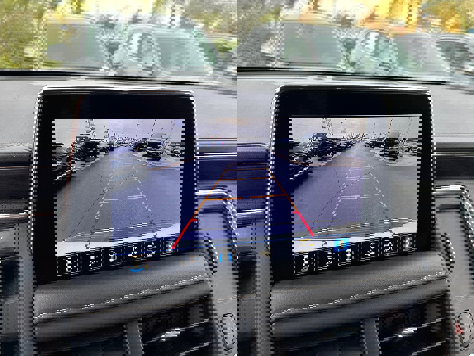 Certified 2021 GMC Yukon SLT w/ SLT Luxury Plus Package image 35