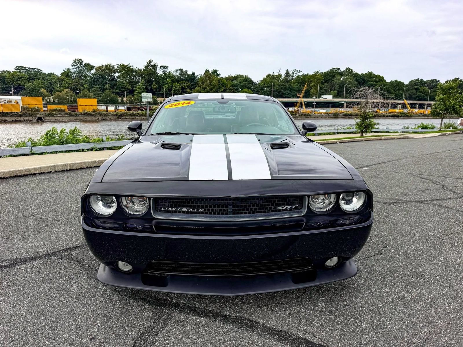 Used 2014 Dodge Challenger SRT8 w/ Harman/Kardon Audio Group RWD image 5