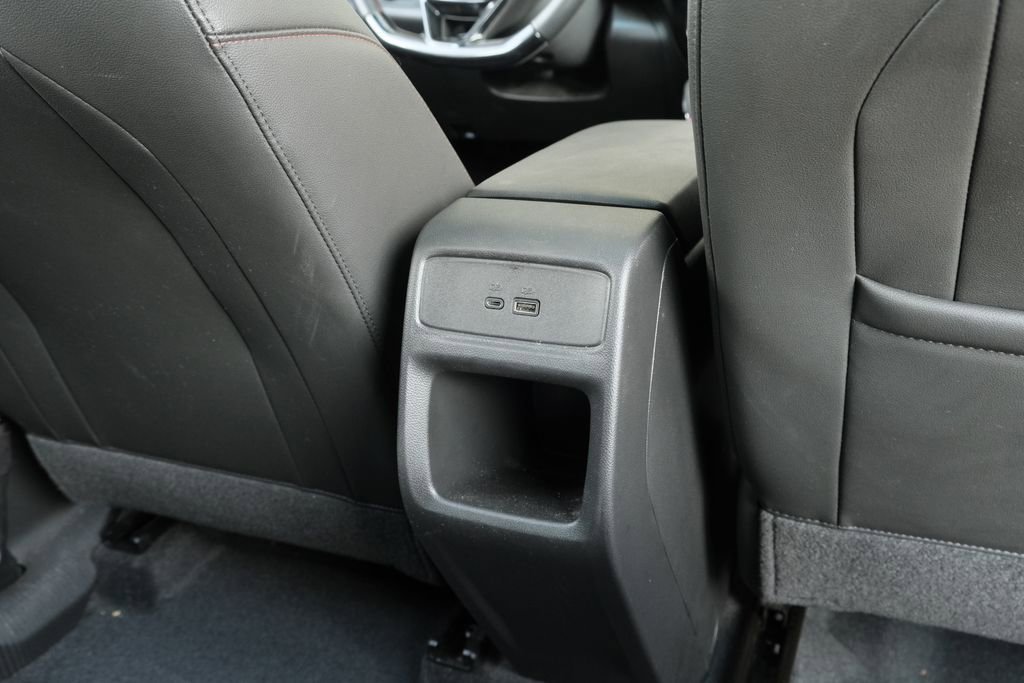 Used 2025 Chevrolet Trax RS w/ Sunroof Package image 30