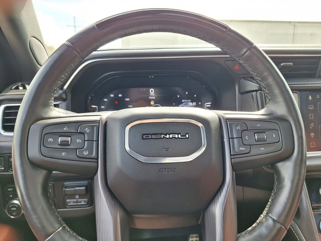Used 2023 GMC Yukon Denali Ultimate w/ LPO, Floor Liner Package image 16