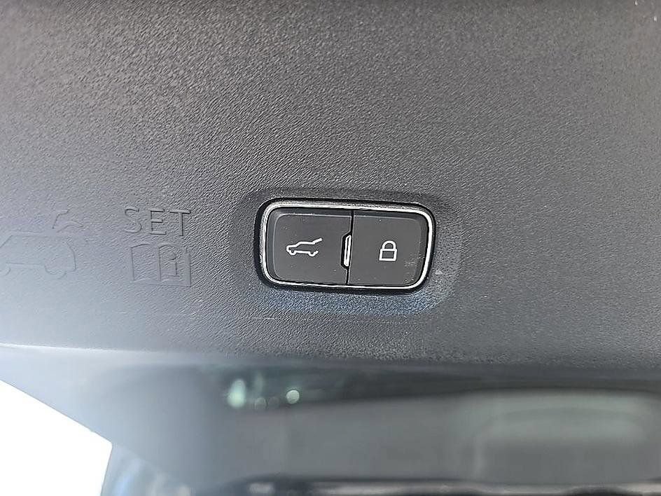 Used 2025 Ford Expedition Max Active AWD/4WD image 33