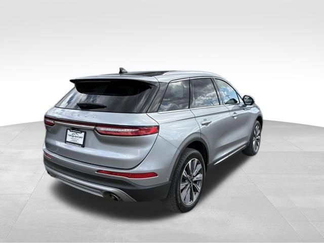 Used 2022 Lincoln Corsair Reserve w/ Equipment Group 201A image 2