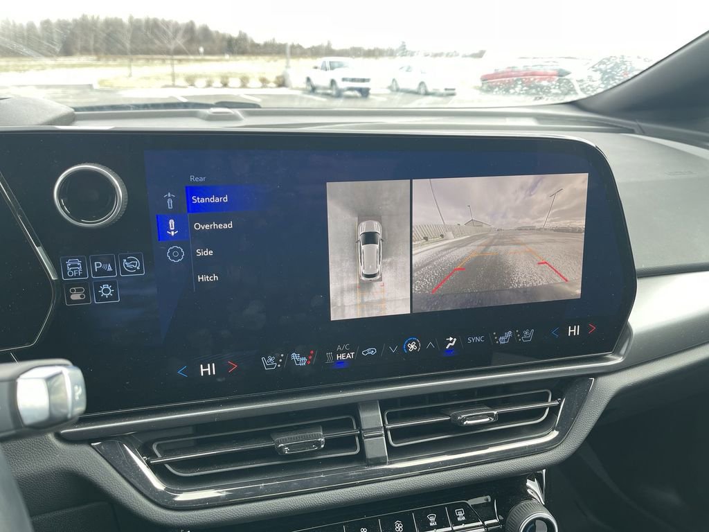 Used 2025 Chevrolet Equinox EV RS image 13