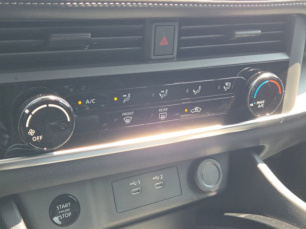 New 2026 Nissan Rogue S image 10