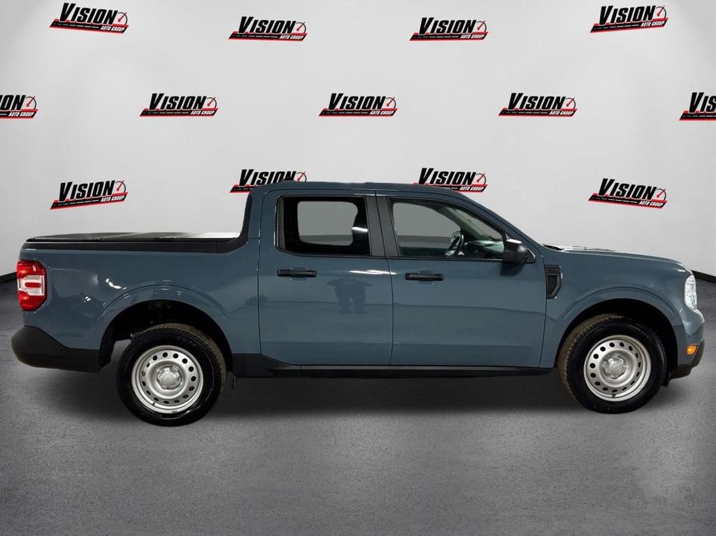 Used 2022 Ford Maverick XL image 4