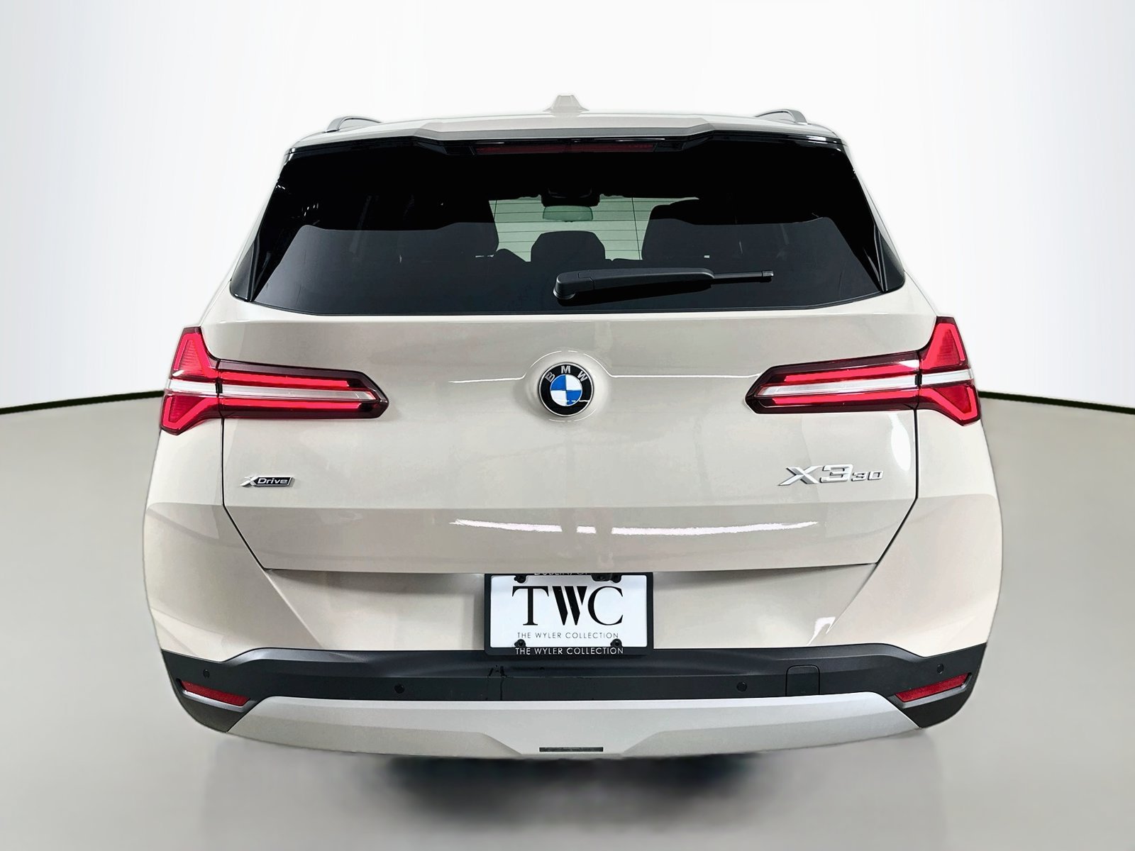 New 2026 BMW X3 xDrive30i w/ Premium Package AWD/4WD image 6