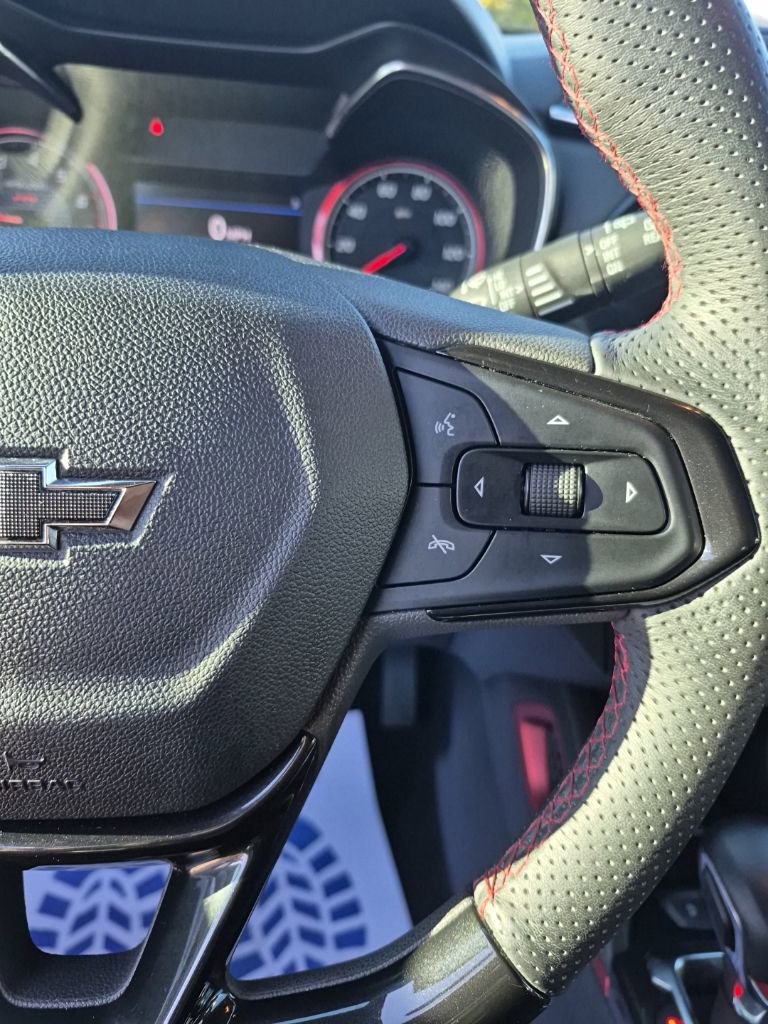 Used 2023 Chevrolet TrailBlazer RS w/ Sun and Liftgate Package FWD image 35