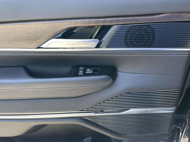Certified 2025 Jeep Grand Wagoneer 4WD image 17