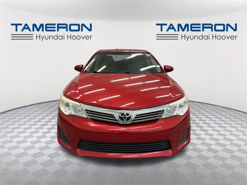Used 2014 Toyota Camry L image 8