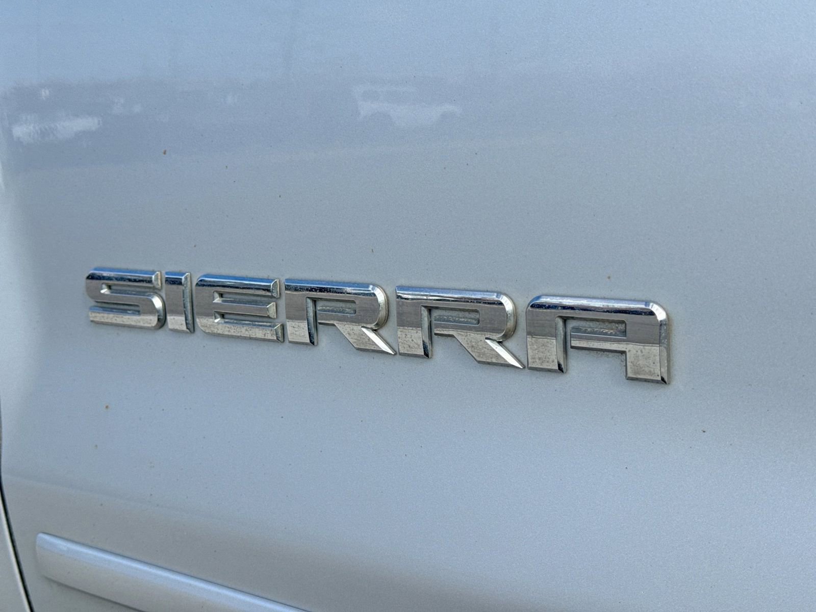 Used 2015 GMC Sierra 1500 SLE w/ SLE Value Package AWD/4WD image 12