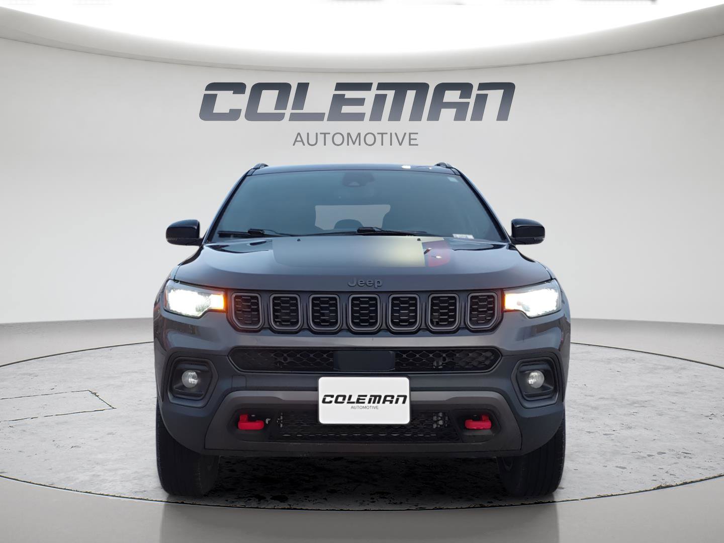 Used 2024 Jeep Compass Trailhawk w/ Trailhawk Convenience Group image 8