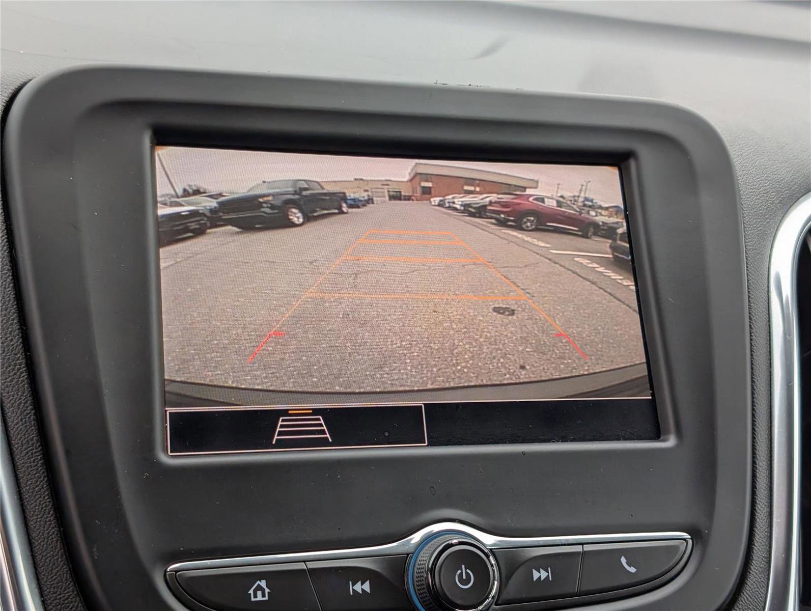 Used 2022 Chevrolet Equinox LT image 26