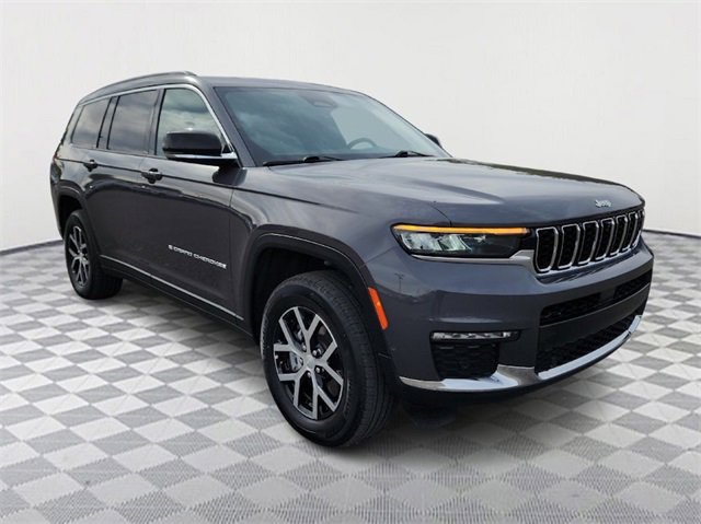 Used 2024 Jeep Grand Cherokee L Limited w/ Luxury Tech Group II image 1