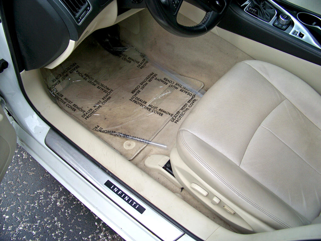 Used 2018 INFINITI Q50 Luxe w/ Cargo Package (L95) image 22