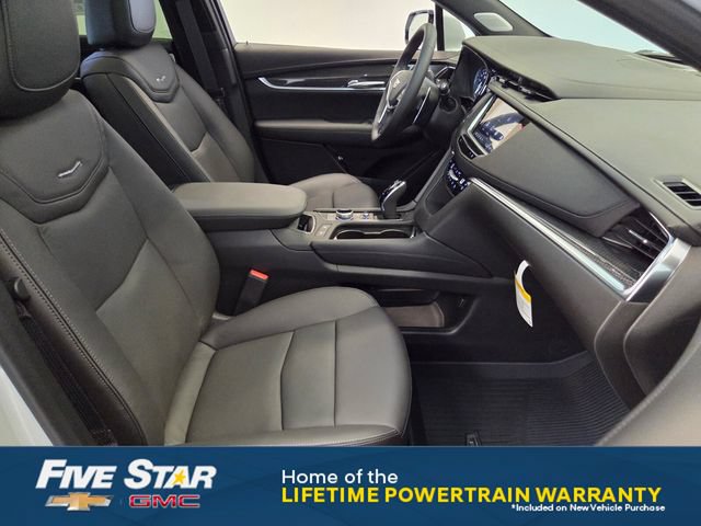 New 2026 Cadillac XT5 Sportv w/ LPO, Floor Liner Package AWD/4WD image 18