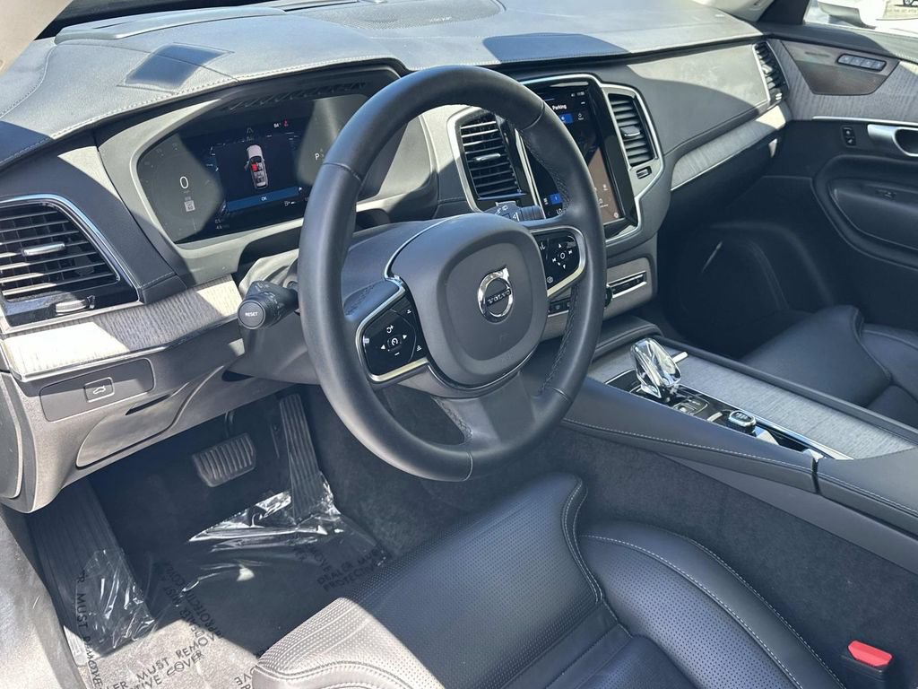 Used 2023 Volvo XC90 B6 Ultimate AWD/4WD image 2