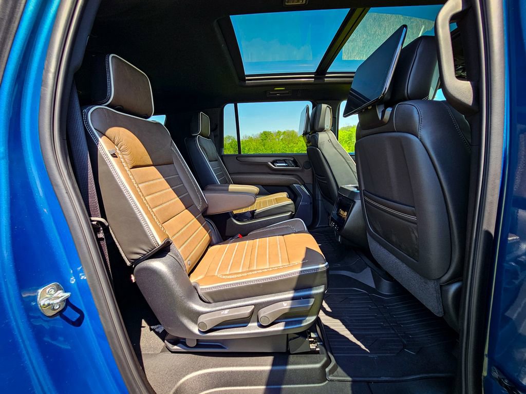 New 2026 GMC Yukon XL Denali Ultimate AWD/4WD image 47