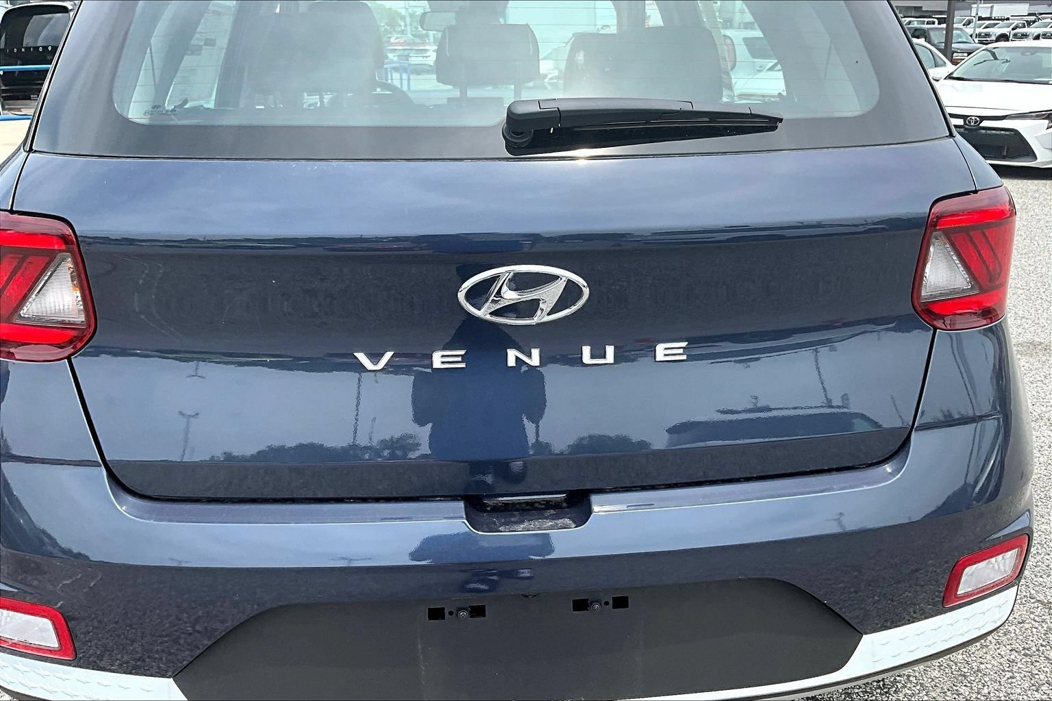 New 2026 Hyundai Venue SEL FWD image 11