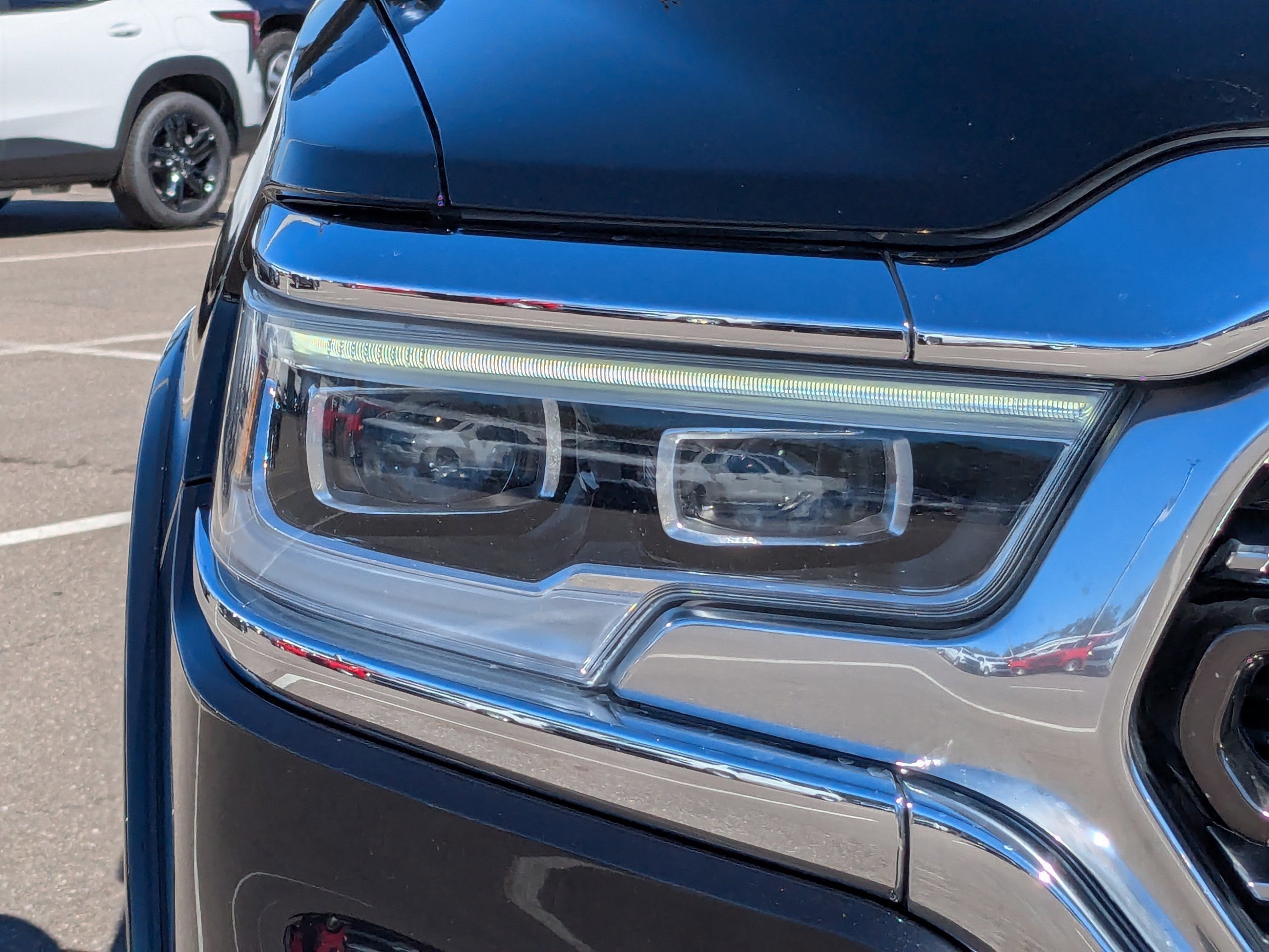 Used 2020 RAM 1500 Limited image 9