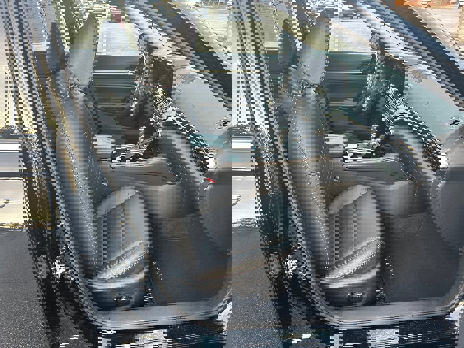 Used 2024 Nissan Altima 2.5 SR w/ SR Premium Package image 13