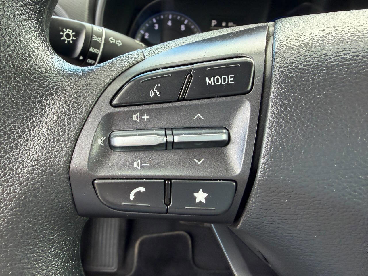 Used 2023 Hyundai Kona SEL w/ Cargo Package image 28