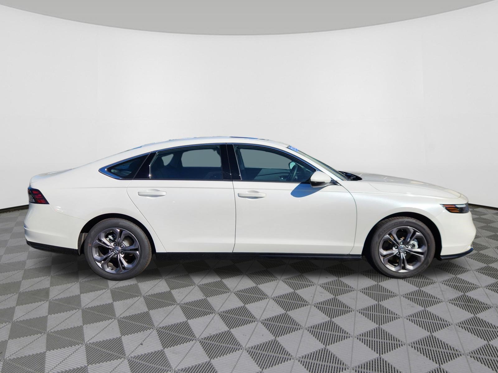 Certified 2026 Honda Accord EX-L image 6