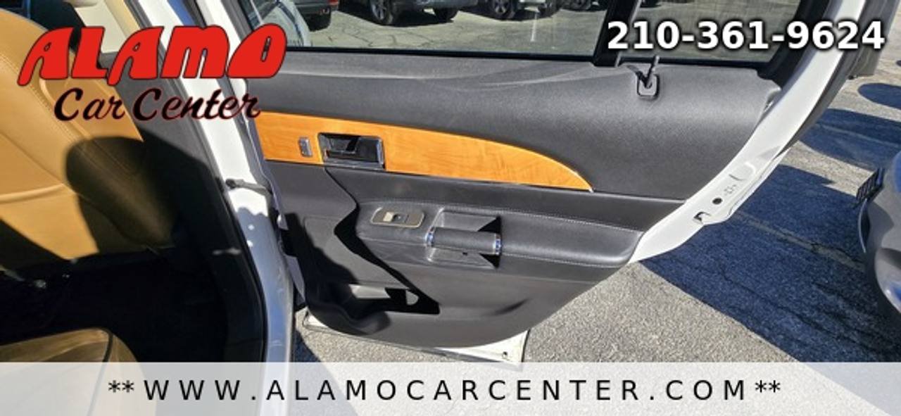 Used 2012 Lincoln MKX FWD image 23