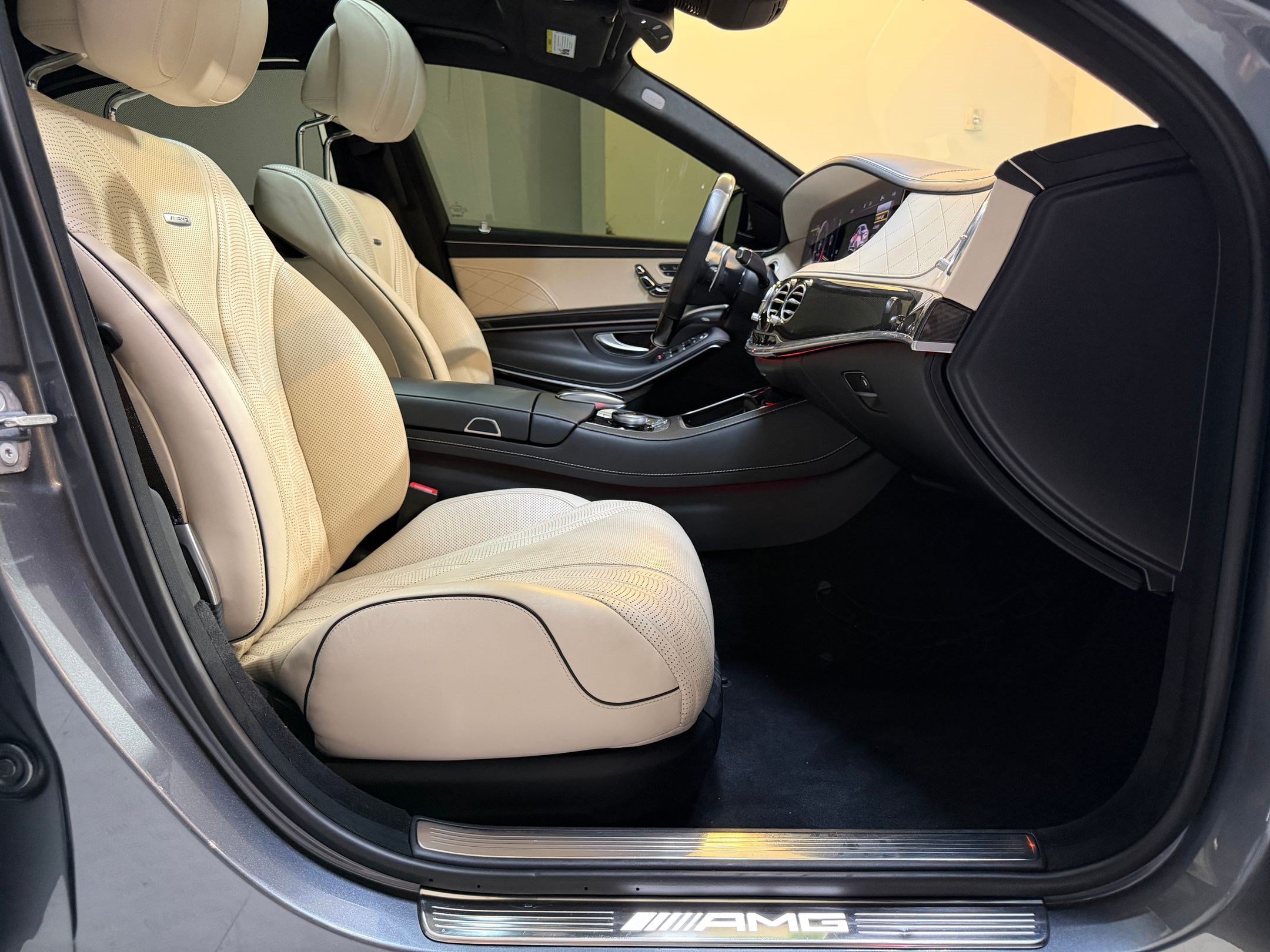 Used 2020 Mercedes-Benz S 63 AMG 4MATIC Sedan image 63