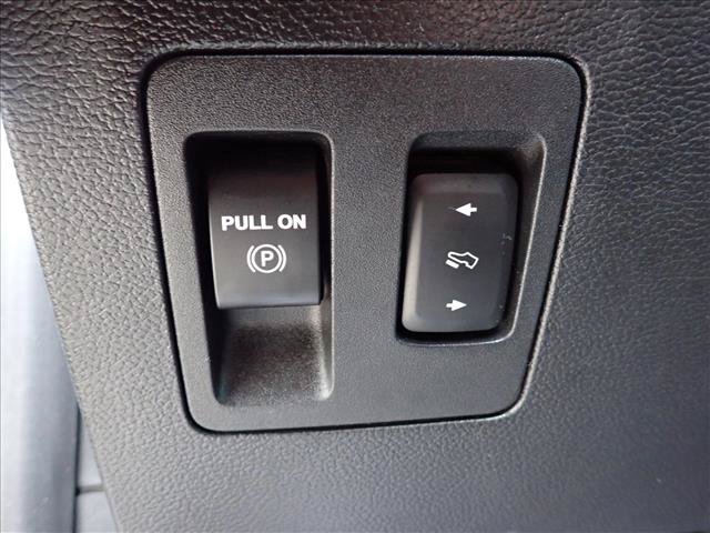 Used 2019 Ford F150 XLT w/ Equipment Group 302A Luxury AWD/4WD image 16