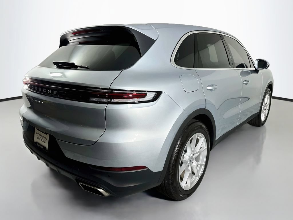 Certified 2024 Porsche Cayenne AWD/4WD image 9