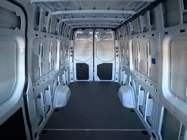 Used 2026 Mercedes-Benz Sprinter 2500 image 13