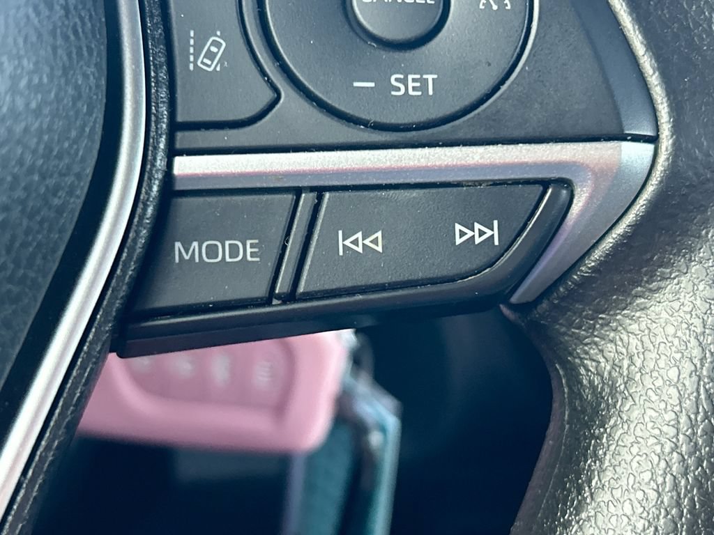 Used 2023 Toyota Camry LE FWD image 17