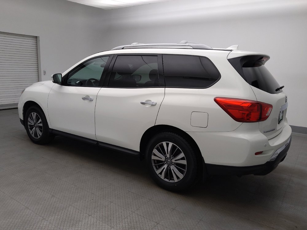 Used 2020 Nissan Pathfinder S AWD/4WD image 3